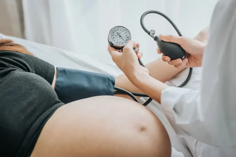 Eclampsia Unveiled: A Comprehensive Guide to Pregnancy Complications and Management