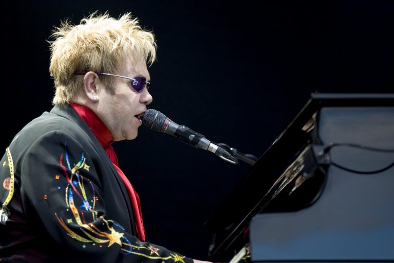 Elton John’s Last Concert Marks the End of an Era: A Spectacular Farewell Tour