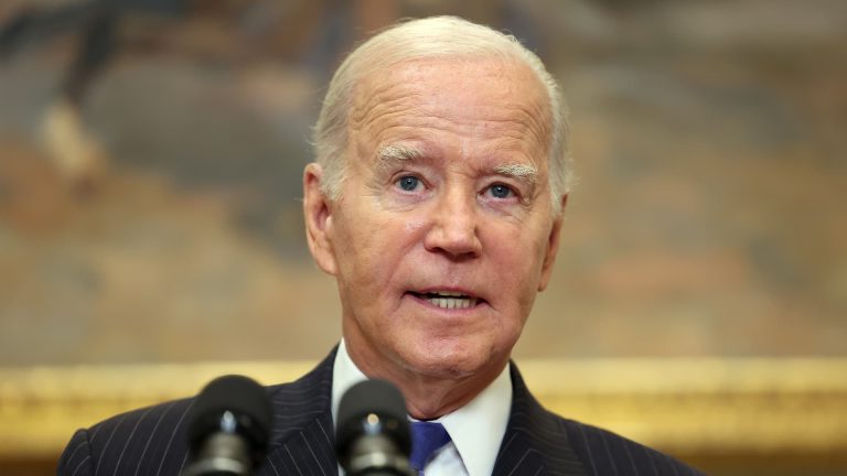 Biden cheers positions quantities, asks Household to get back again to function